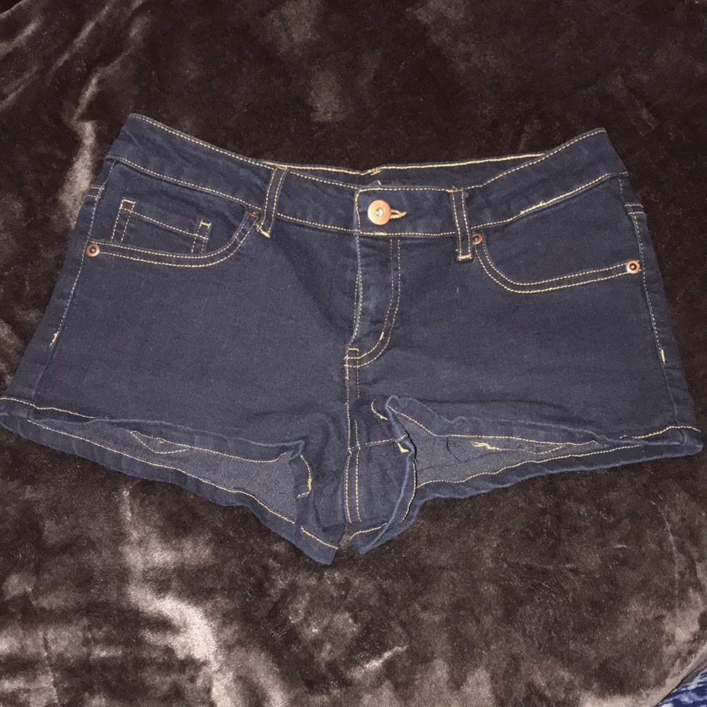 Short shorts
